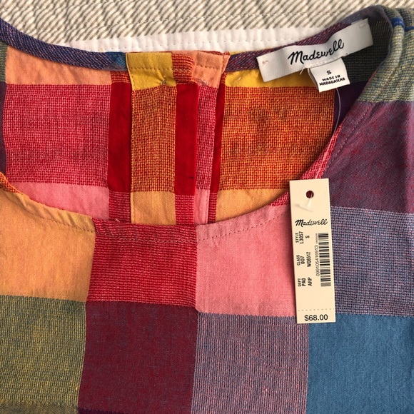 Madewell Boxy Button-Back Top in Oversized Gingham - Picture 3 of 3